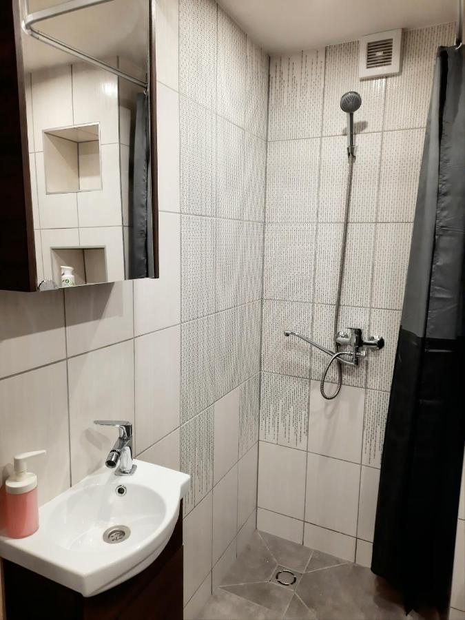 M&M Apartment V Self Check-In ปาเนเวชิส ภายนอก รูปภาพ